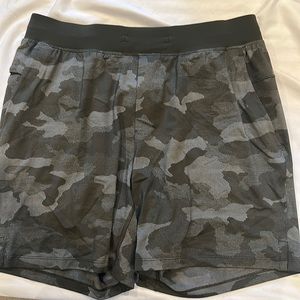 Lululemon 7” LL shorts